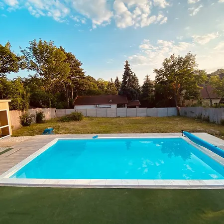 Baber Apartmanhaz Balatonakarattya 3*