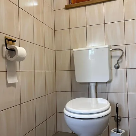Guest house Baber Apartmanhaz Balatonakarattya